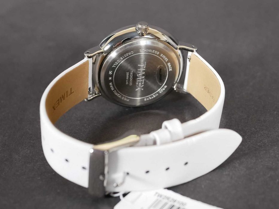 Timex Tw2R26100 с белым циферблатом 41мм