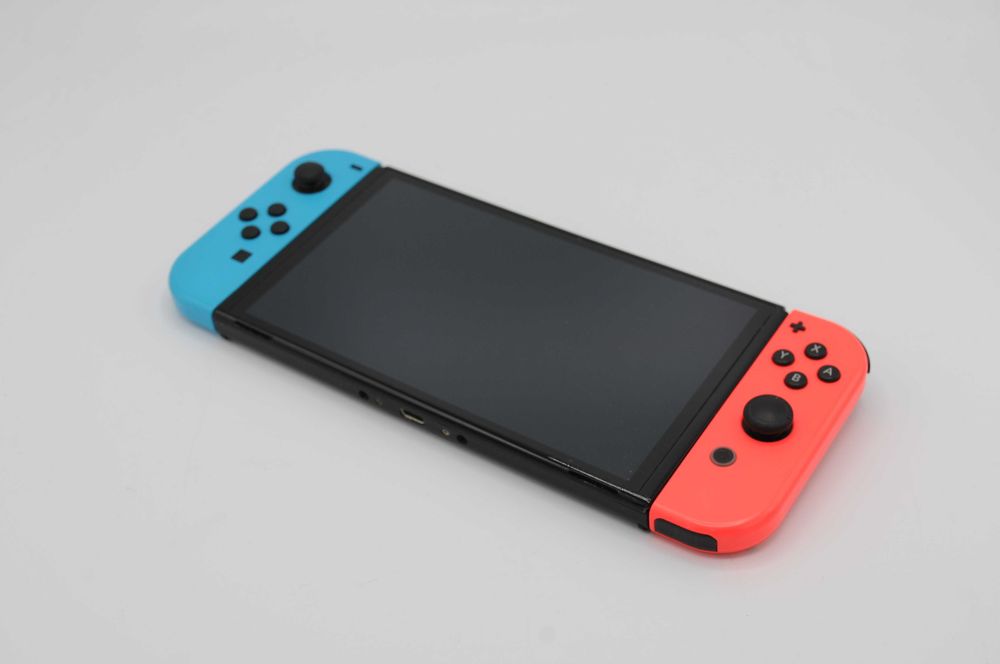 Konsola Nintendo Switch OLED