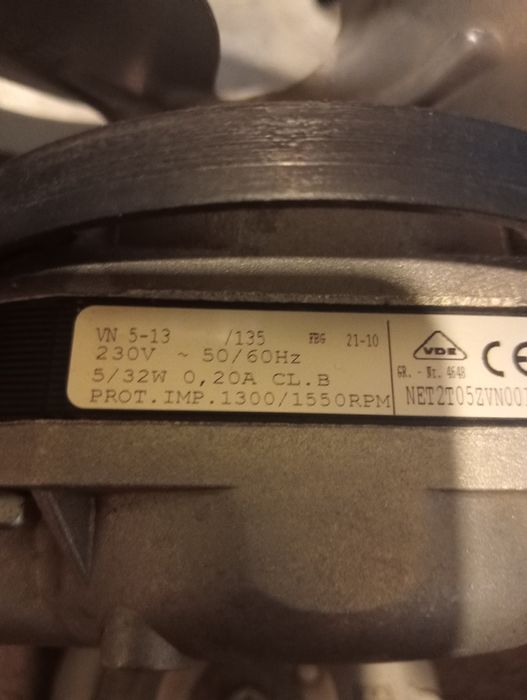 Вентилятор для теплицы и т.д.