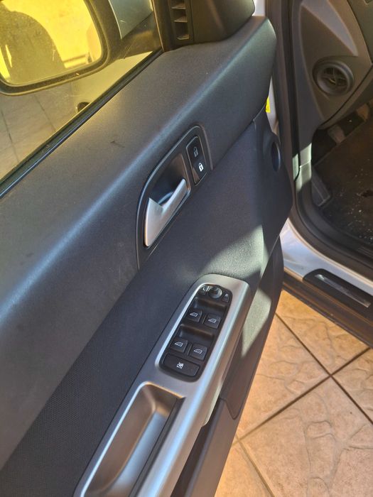 OPORTUNIDADE | Volvo V50