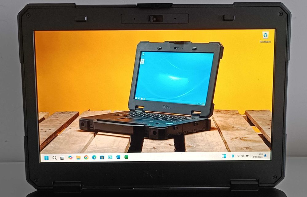 Dell Latitude 14 5414 Rugged FHD Touchscreen/16GB RAM/SSD