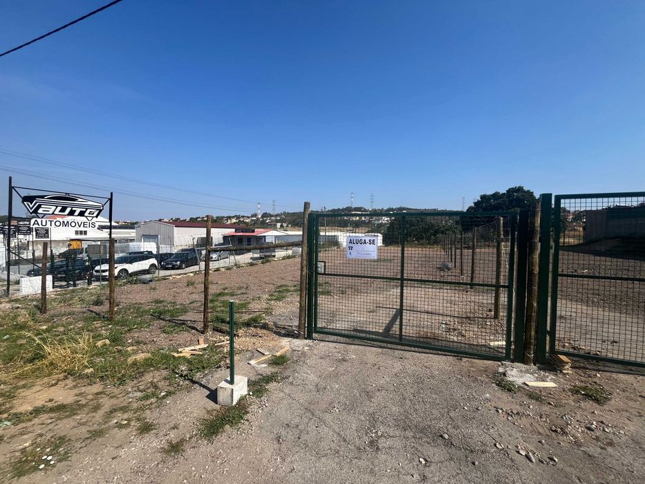 Lugar para estacionamento de caravana e autocaravanas — caneças / odivelas