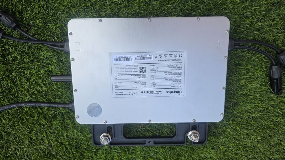 2x Microinversor Hoymiles HMS-1000-2T 1000W – Como Novos (Novembro)