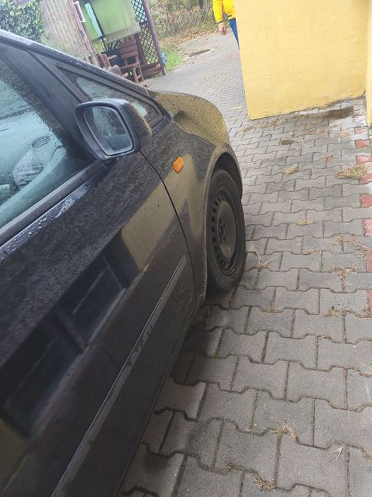 Ford C-Max 2003.