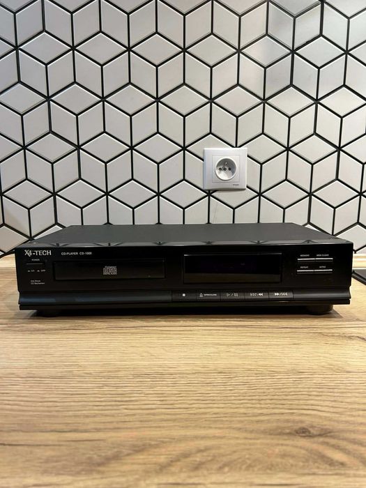 Odtwarzacz Płyt CD X4-Tech CD1000 Uszkodzony