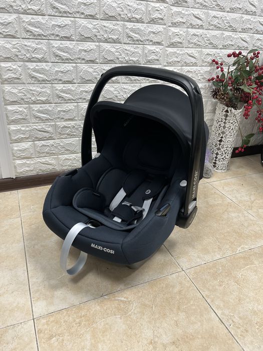 Автокрісло MAXI-COSI CabrioFix I-Size Група 0+ (0-13 кг)  автолюлька