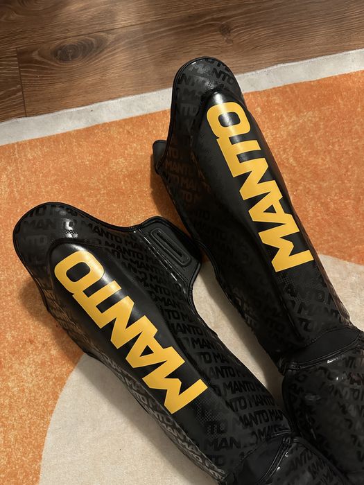 MANTO - ochraniacze piszczeli PRIME, rozmiar M