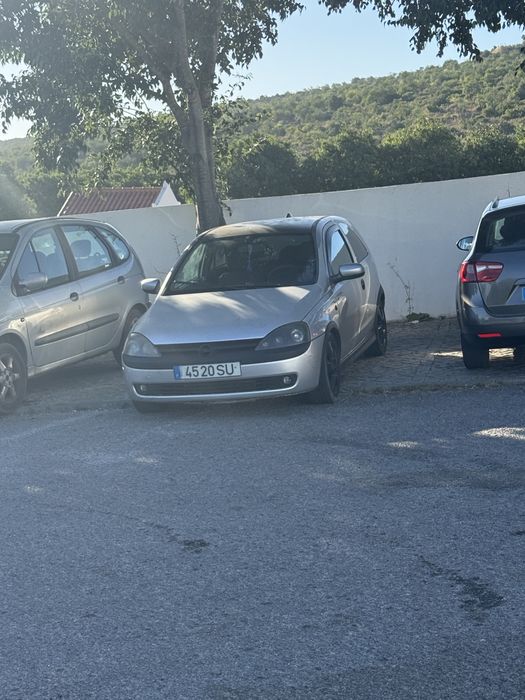 Opel Corsa C- Peças ou arranjo