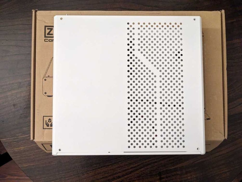 Obudowa komputerowa Dr ZABER Sentry v1.1 biała + riser PCI-E LinkUP