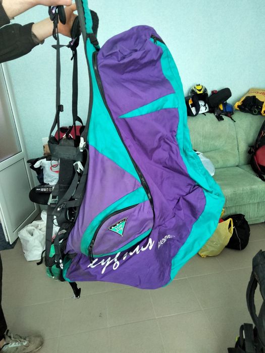 Парапланерна підвіска