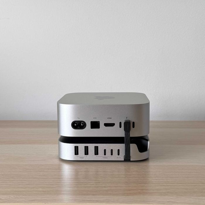 PACK Mac Mini M4 Base + Dock UGREEN + Magic Keyboard Touch ID447425212549713923