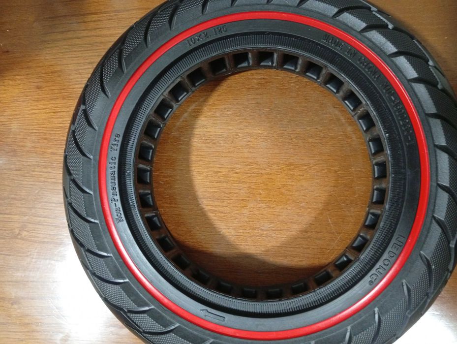 Pneu de trotinetes