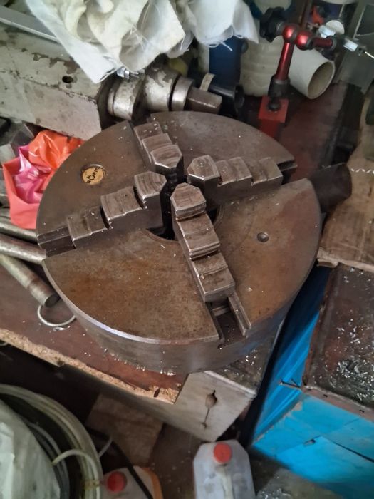 Máquinas de afiar fresas