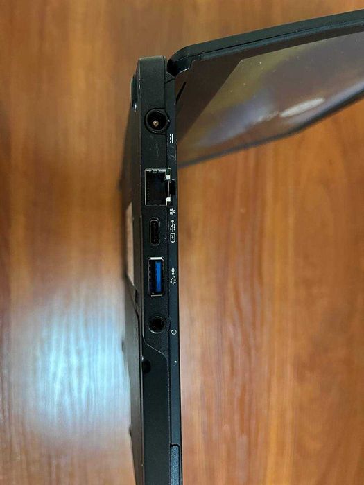 Ноутбук бу Fujitsu LifeBook U727 12.5" i5-6200U 8 GB RAM 256 GB SSD 4G