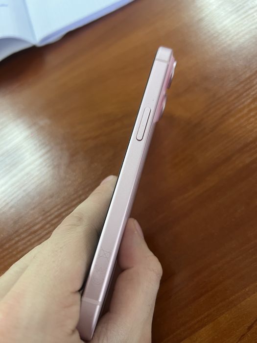 iPhone 15 128GB Black. Стан 10/10. Батарея 99%