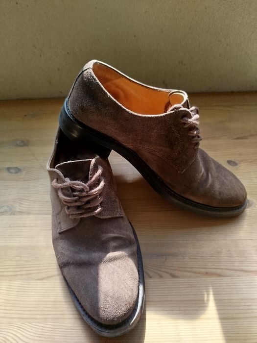 Sapatos clássicos de camurça, 41