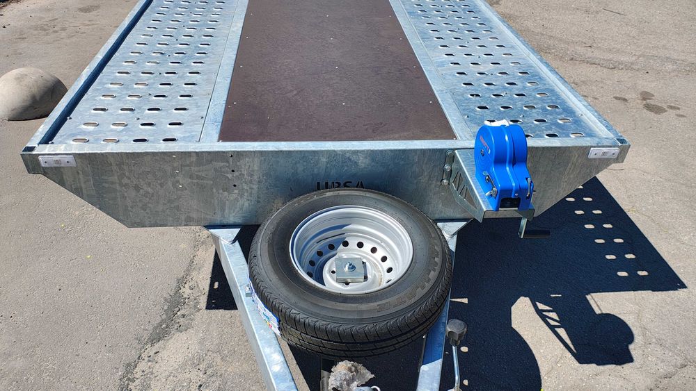 Причіп автовоз 3т. 4,6м.