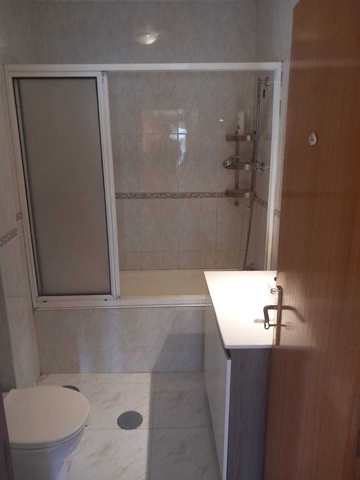 Arrendamento de apartamento T2+1 em Valadares