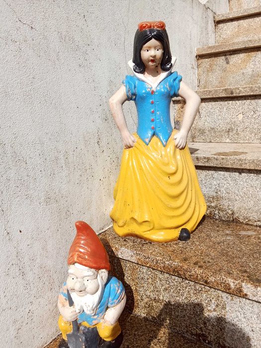 Branca de Neve 50cms e os 6 Anões de Jardim