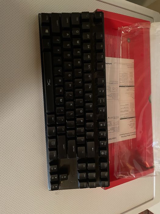 Teclado mecanico hyperx alloy FPS Pro