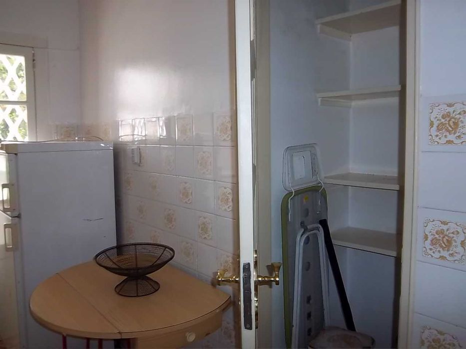 T1 MOBILADO E EQUIPADO na DAMAIA com muitos transportes