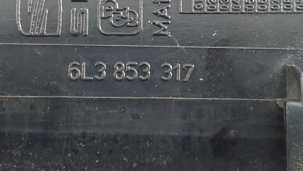 Plástico genérico SEAT Ibiza III (6L1)