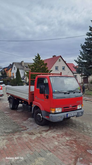 Nissan cabstar  3.0 td ,110 km  wywrotka kiper