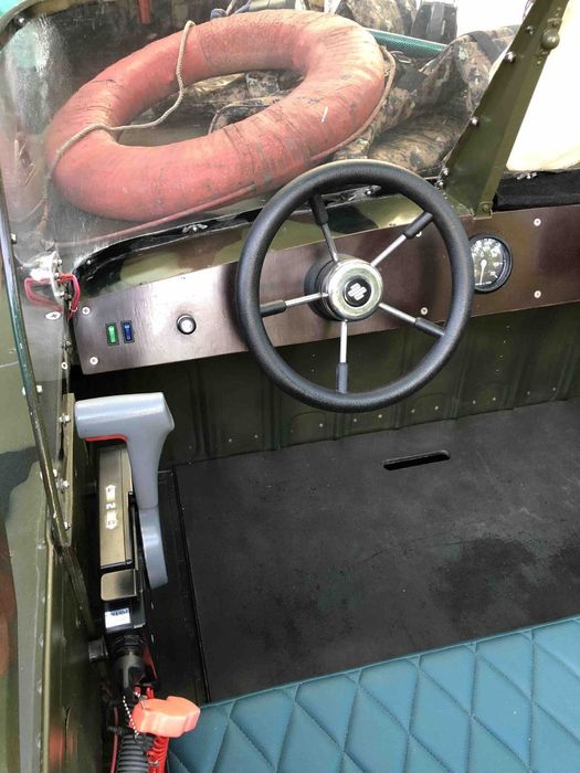 Продам лодку  Прогресс с мотором Сузуки 30