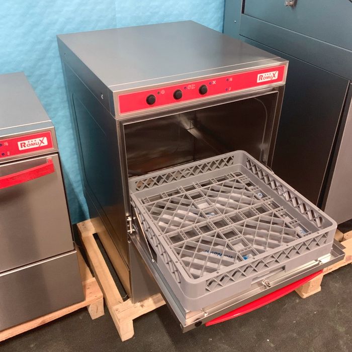 Máquina de lavar copos e Máquinas de lavar louça industriais