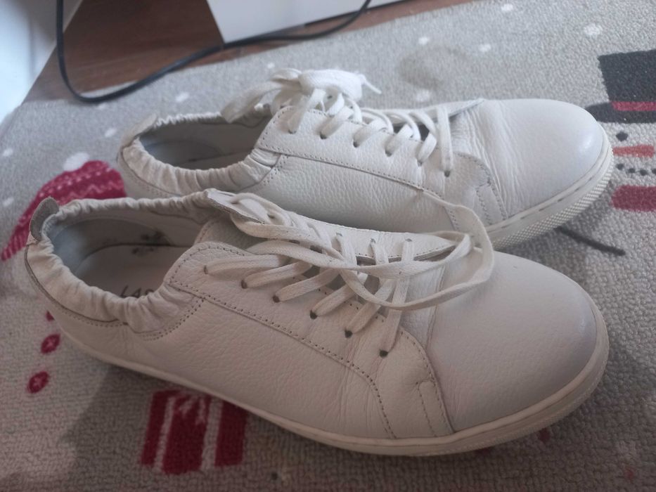 Snakersy sneakersy mokasyny lasocki biale skora typ kazar dkny