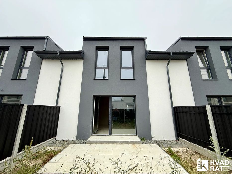 Повністю зданий таунхаус 125м2 у Крихівцях