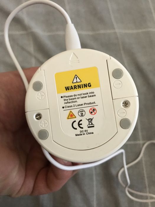 Продам нову інтерактивну  лазерну іграшку для котів