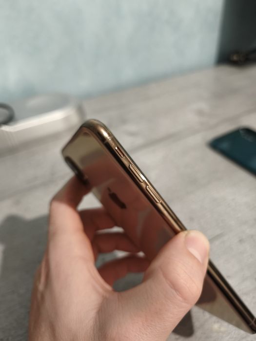 Iphone XS max Gold neverlock гарний стан