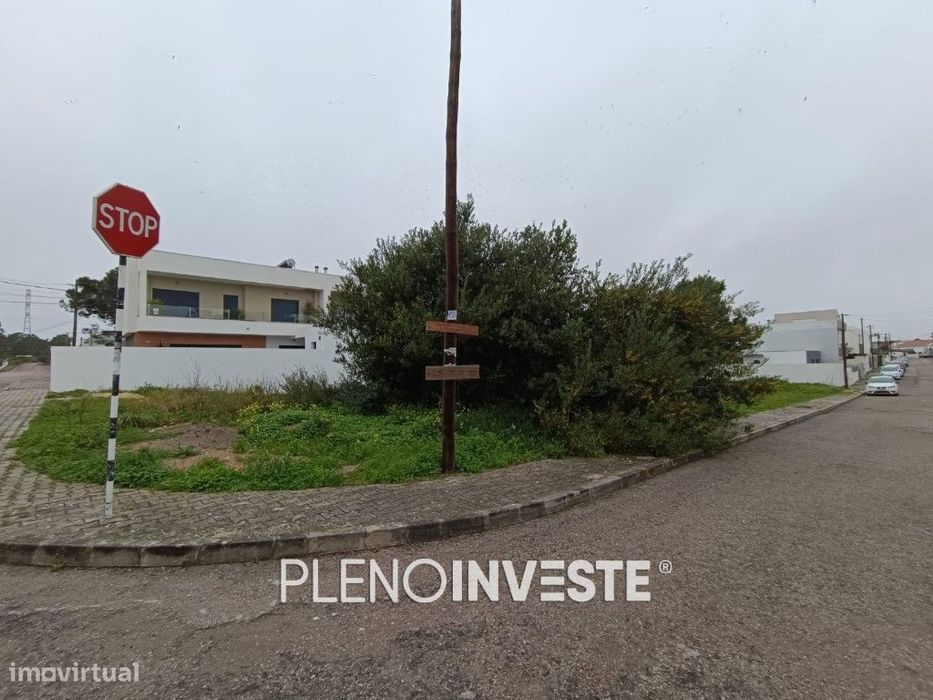 Lote de Terreno para moradia Geminada
