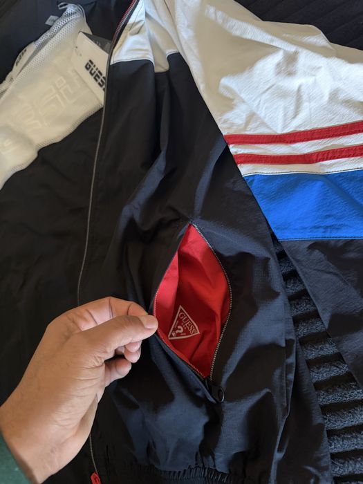 Casaco Guess novo com etiqueta