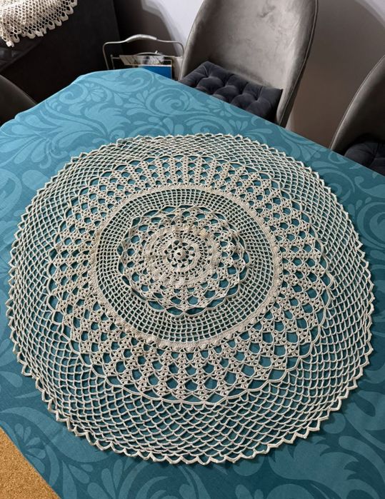 Naperon crochet feito à mão