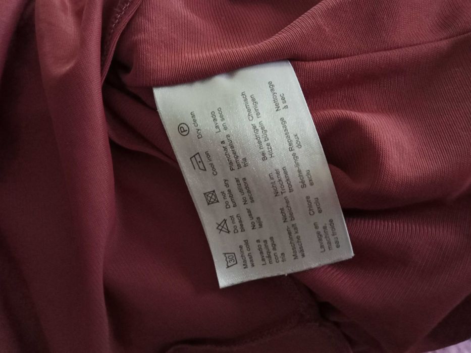 sukienka bez rekawów-esprit-M