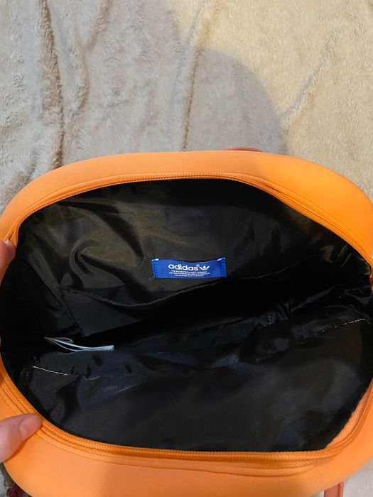 Сумка Adidas BOWLING BAG жіноча спортивна помаранчева як нова