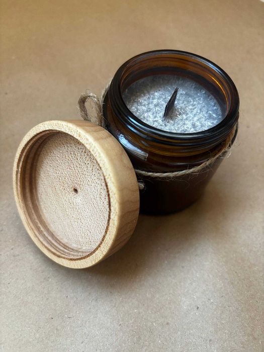 Продам декоративну нову свічку «Веларіс»