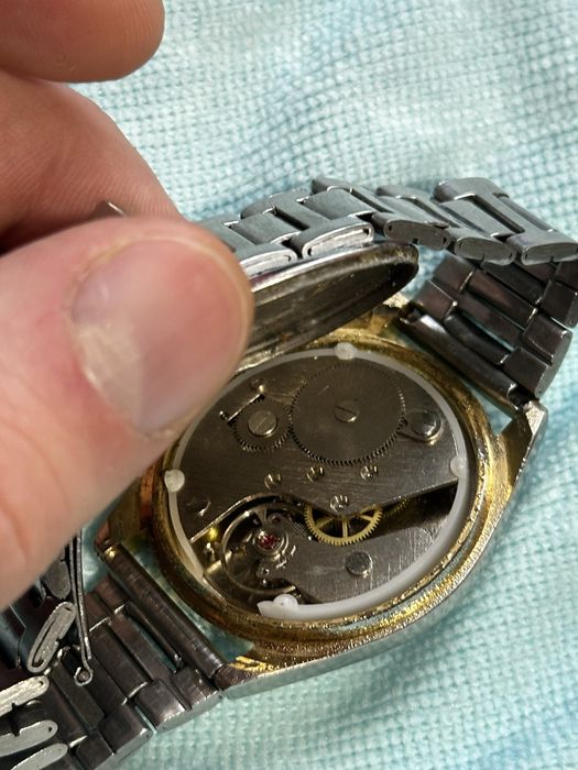 Наручные часы Слава и Orient