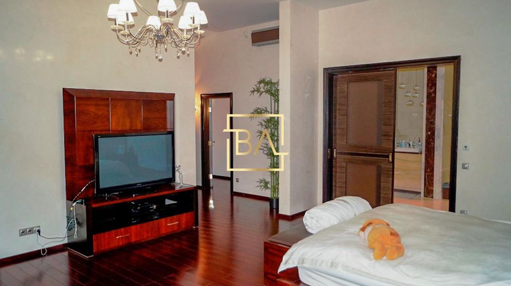 Продаж будинку в царському селі на Печерську.