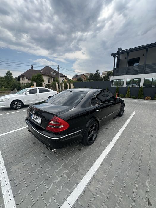 Mercedes Benz W211 E500