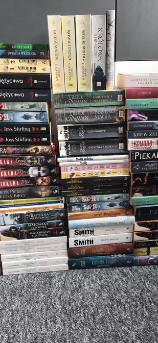 Rezerwacja do 25. 02. Wyprzedaż domowej biblioteczki  seria zestaw prz