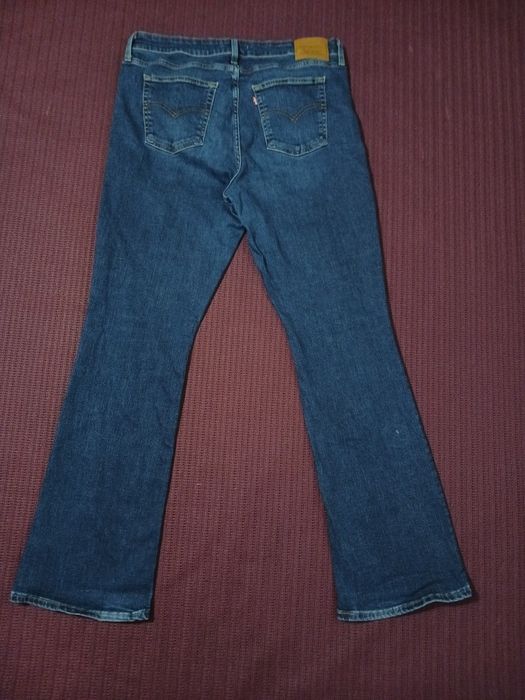 Джинси жіночі Levi's bootcut 725