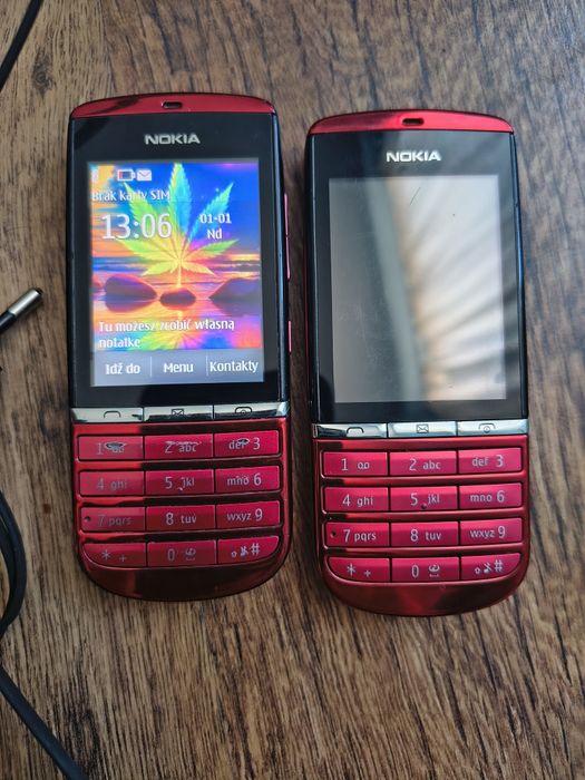 Telefon Nokia 300
