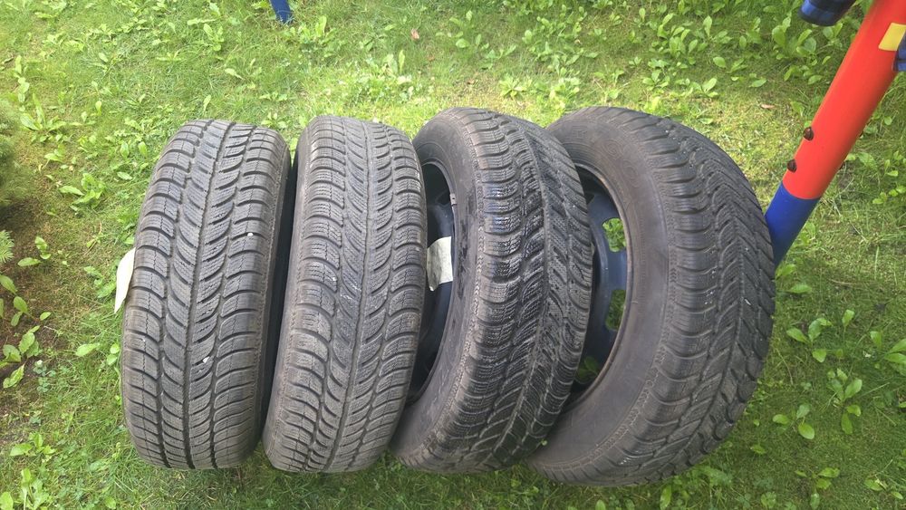 Koła zimowe felgi 4x108 R15 dot.4520 ladny bieżnik