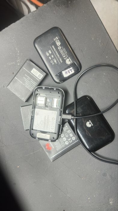 Мобільний роутер HUAWEI  E5577C