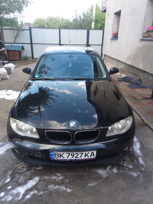 Продам BMW 1 Series 2005 року 1.6 бензин,механіка
E87