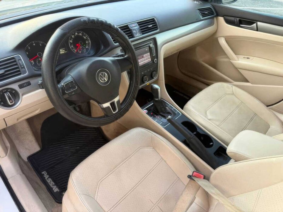 Volkswagen Passat      2015