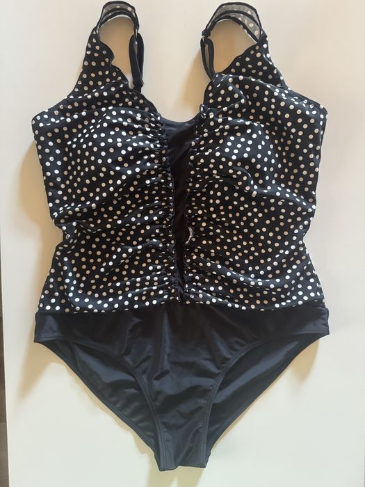 Kostium jednoczęściowy r. 46 plus